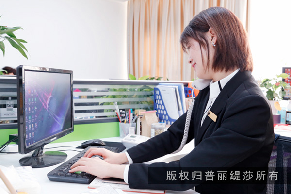 美容院新上任的店长简短发言稿